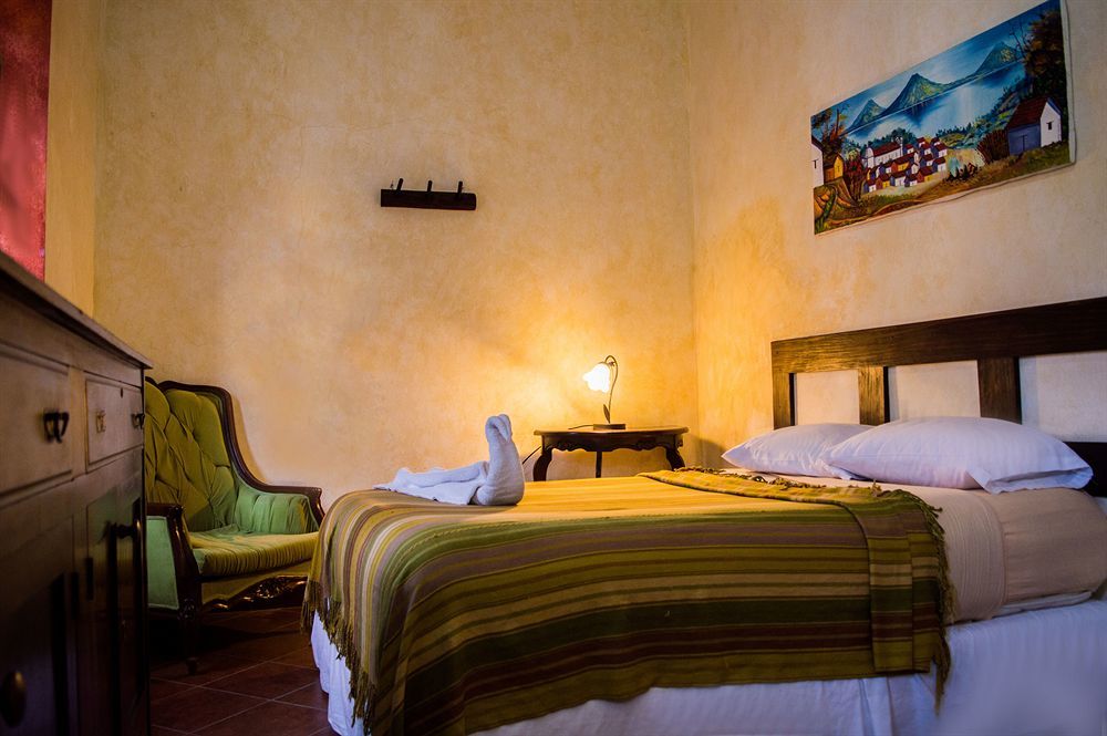 Hotel Y Galeria Uxlabil Antigua Εξωτερικό φωτογραφία