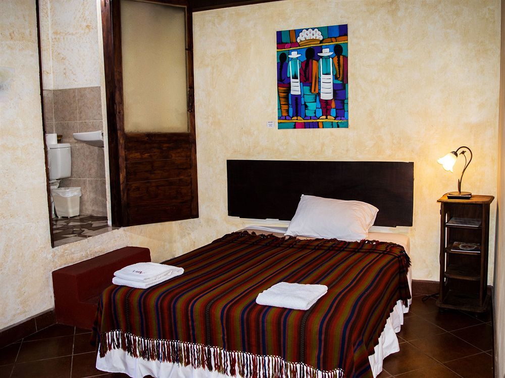Hotel Y Galeria Uxlabil Antigua Εξωτερικό φωτογραφία